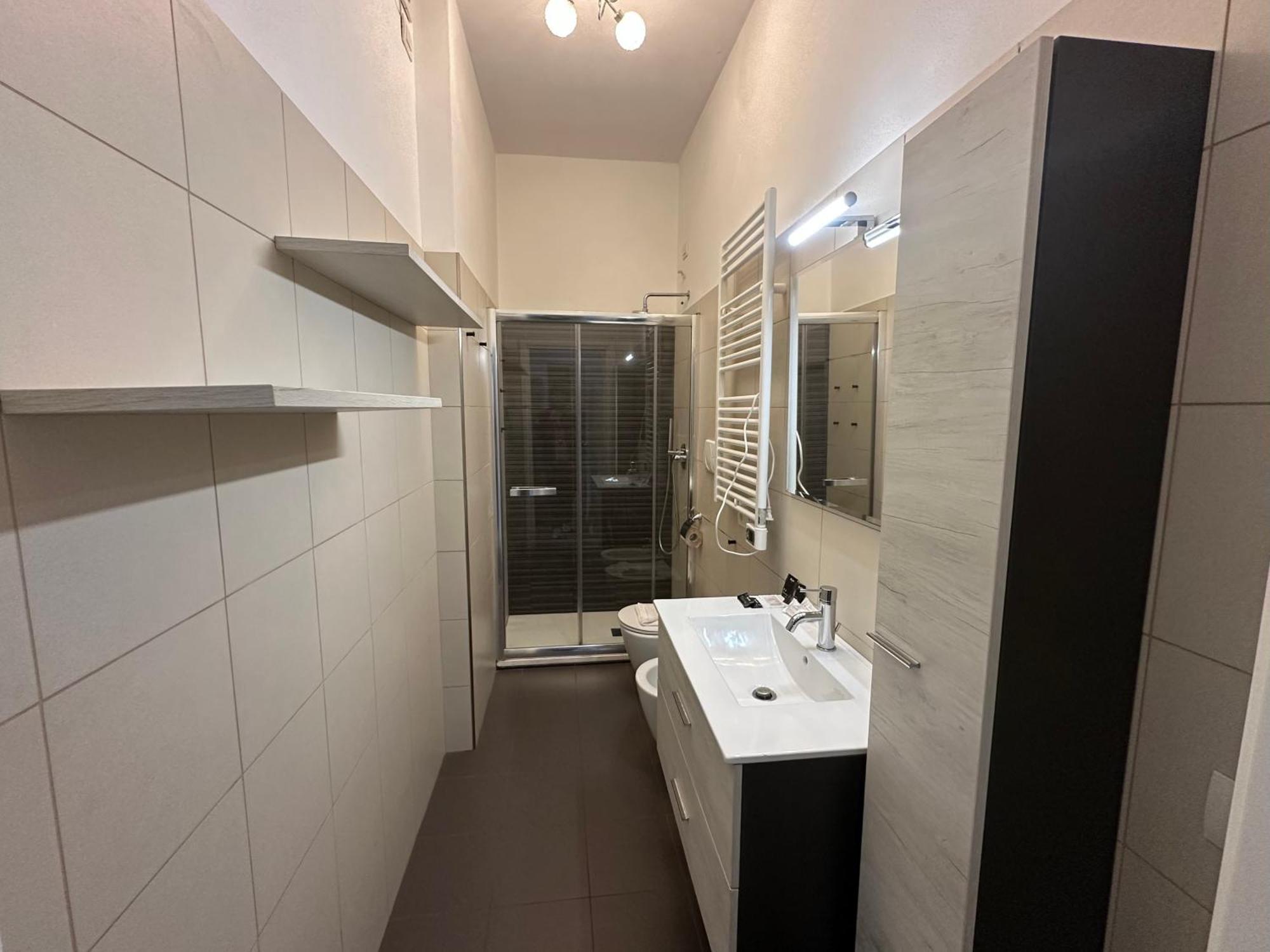 Apartamento Metro Famagosta - Modern Free Wifi & Parking