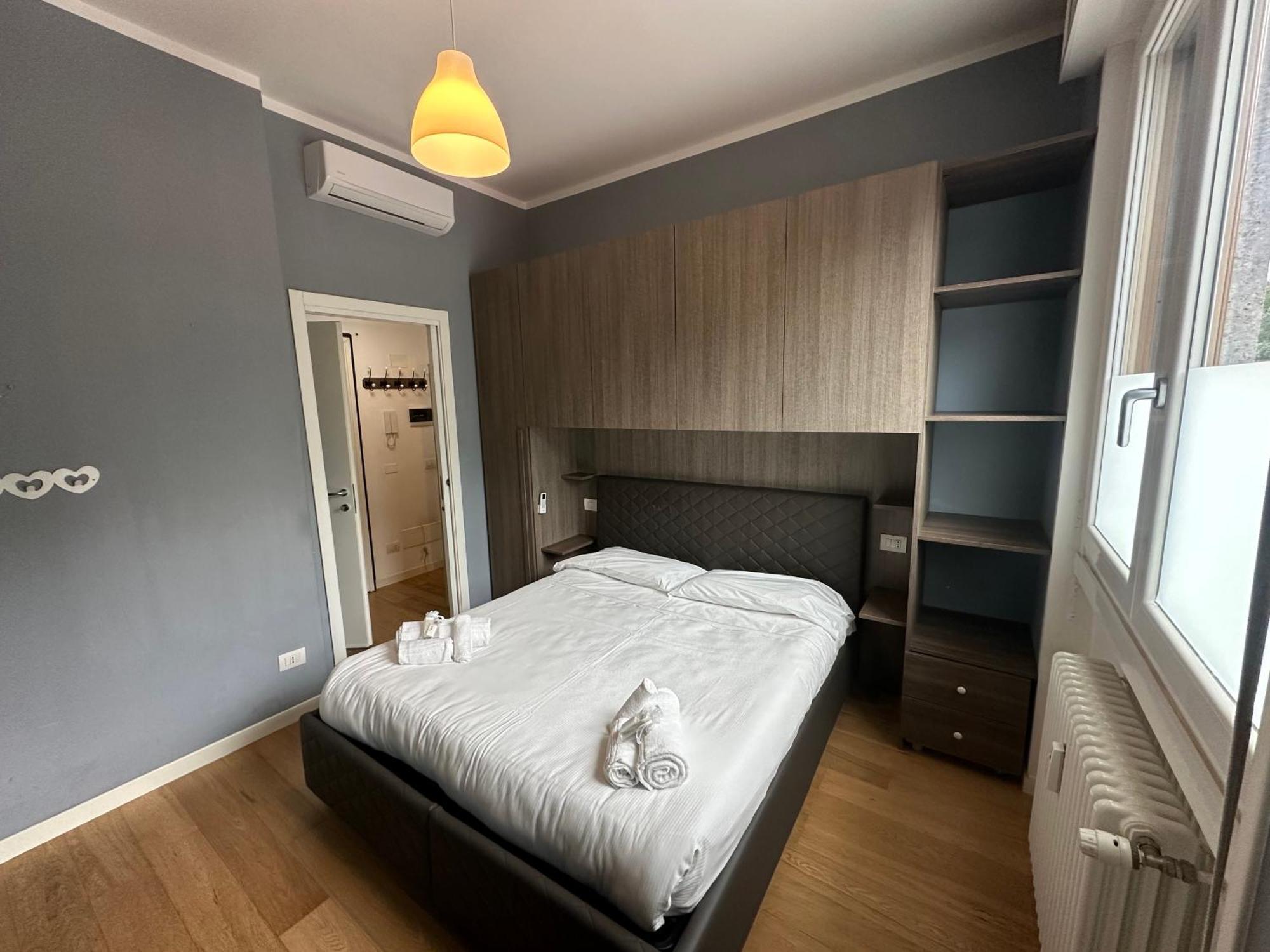 Apartment Metro Famagosta - Modern Free Wifi & Parking